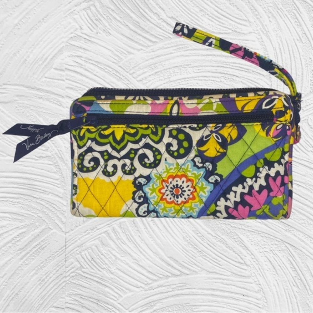 Vera Bradley Glenna Wristlet Zip‎ Up Wallet